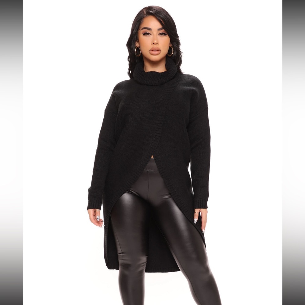 Fashion Nova long black turtle neck sweater size Large